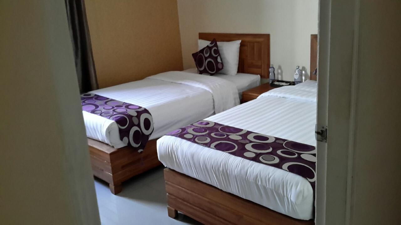 Hotel 9 Mile Γιανγκόν Εξωτερικό φωτογραφία